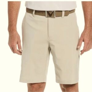 Callaway cargo golf shorts 2 front pockets 2 back pockets leg zip pocket 42
C